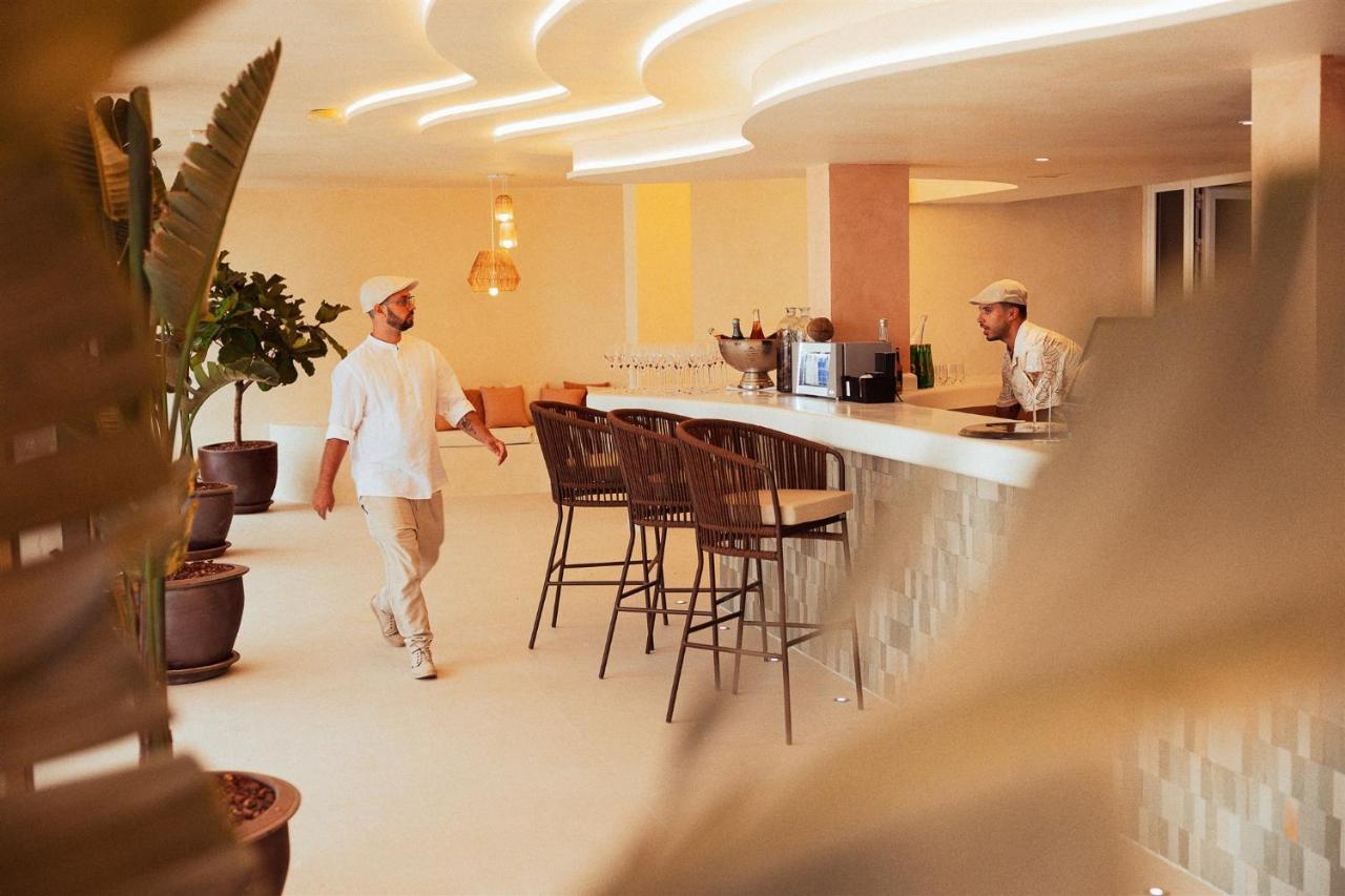 Ama Ibiza (Adults Only) Hotel Playa d'en Bossa Ngoại thất bức ảnh
