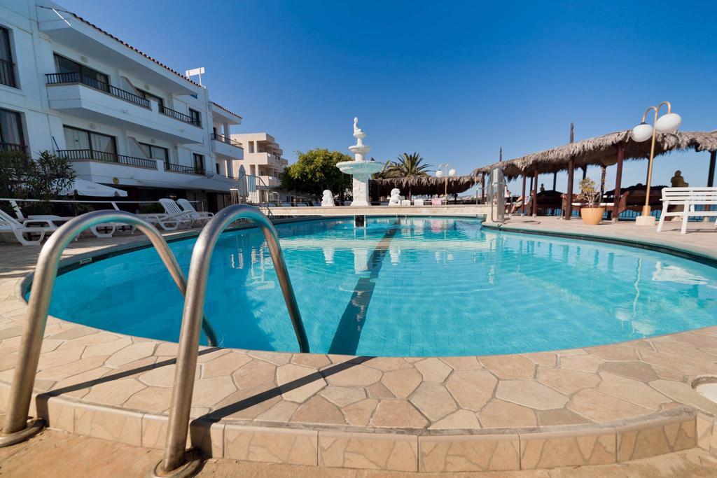 Ama Ibiza (Adults Only) Hotel Playa d'en Bossa Ngoại thất bức ảnh